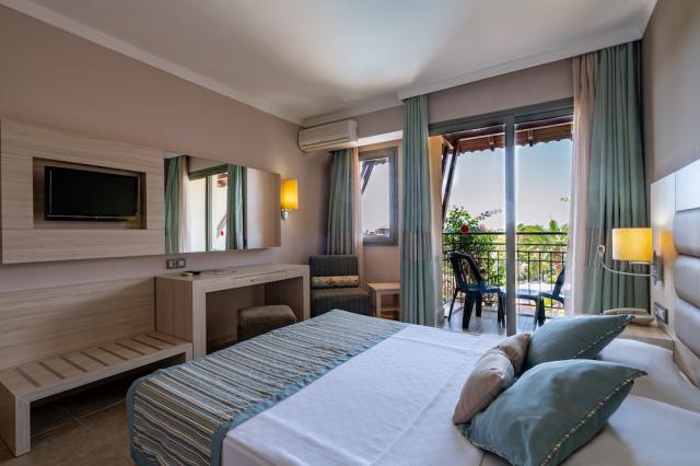 Turecko - Konakli - hotel Palmeras Beach - dvojlôžková izba