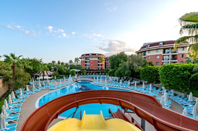 Turecko - Konakli - hotel Palmeras Beach - hotel s bazénom