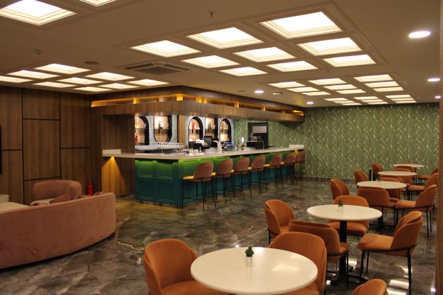 Turecko - Konakli - hotel Palmeras Beach - lobby bar