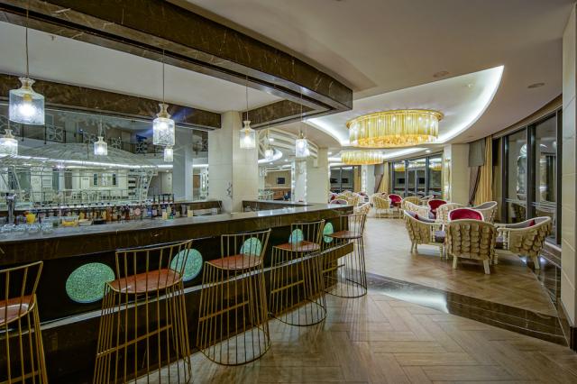 Turecko - Side - Diamond Premium hotel & Spa - bar