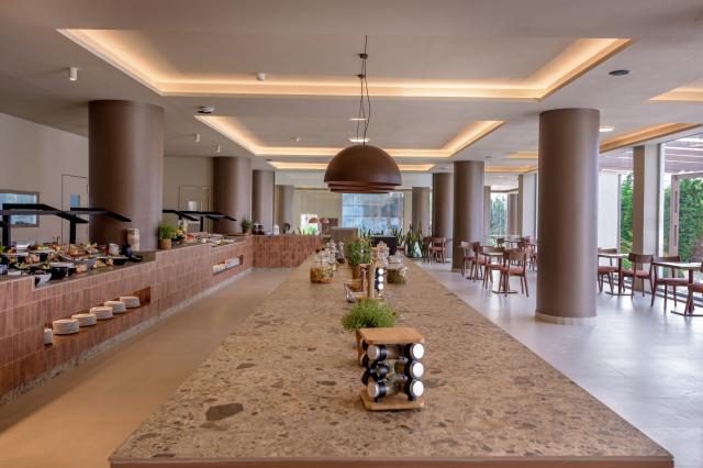 Kréta - Adelianos Kampos - Hotel Ydoria Resort - reštaurácia