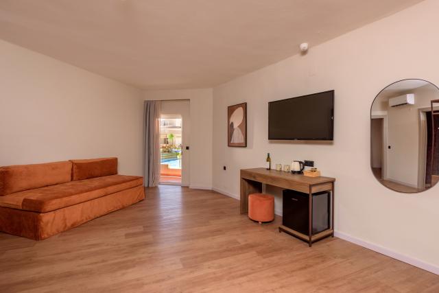 Kréta - Adelianos Kampos - Hotel Ydoria Resort - rodinná izba S