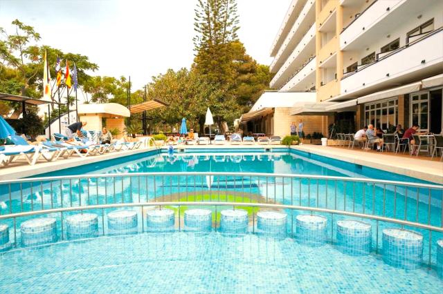 Španielsko - Mallorca - S'Illot - hotel Mariant - hotel s bazén