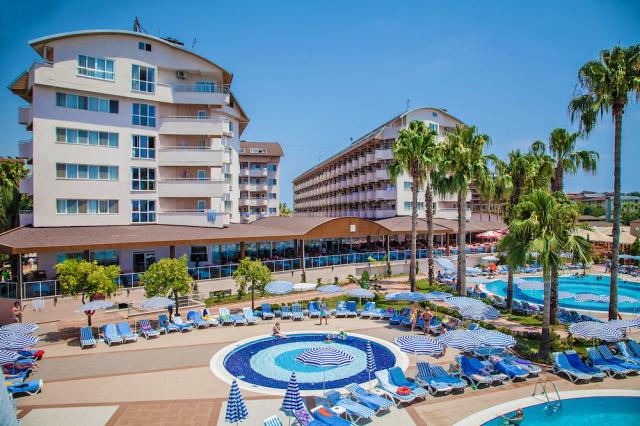 Turecko - Alanya - Hotel Lonicera World - blok B a C