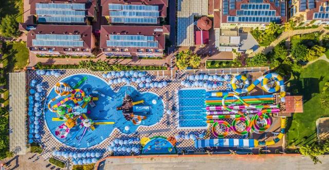 Turecko - Alanya - Hotel Lonicera World - aquapark