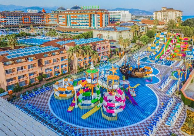 Turecko - Alanya - Hotelový komplex Lonicera - aquapark