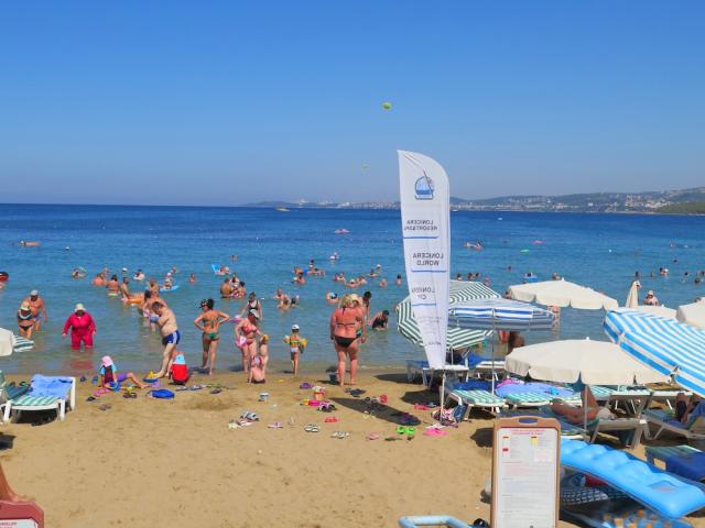 Turecko - Alanya - Hotel Lonicera World - pláž