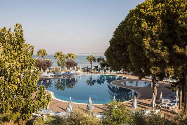 Turecko - Alanya - Hotel Lonicera World - bazén blok D