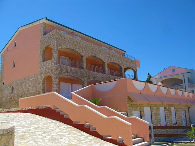 Chorvátsko - ostrov Pag - Pag - apartmány Robert - apartmánový 