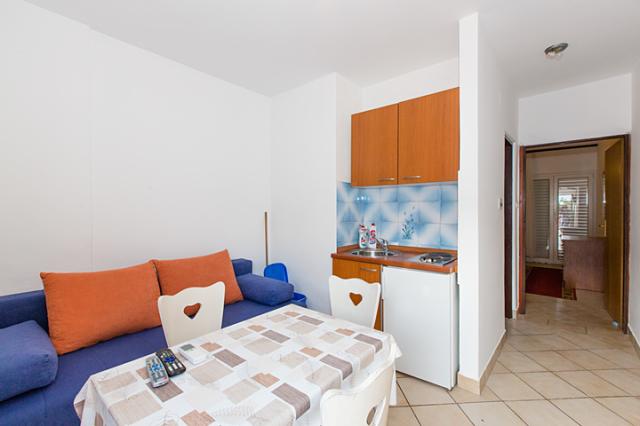Chorvátsko - ostrov Pag - Pag - apartmány Robert - denná miestn