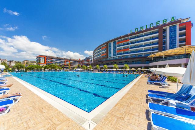 Turecko - Alanya - Hotel Lonicera Resort & Spa - bazén