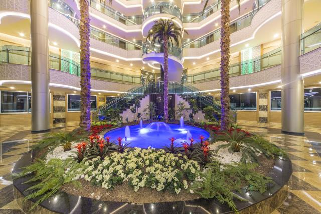 Turecko - Alanya - Hotel Lonicera Resort & Spa - lobby
