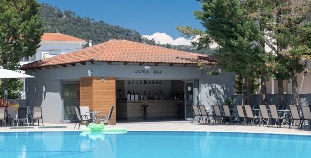 Thassos - Princess Golden Beach - bar pri bazéne