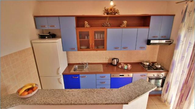 Chorvátsko - Omiš - Duće - apartmány Milavić - apartmán na 2.po
