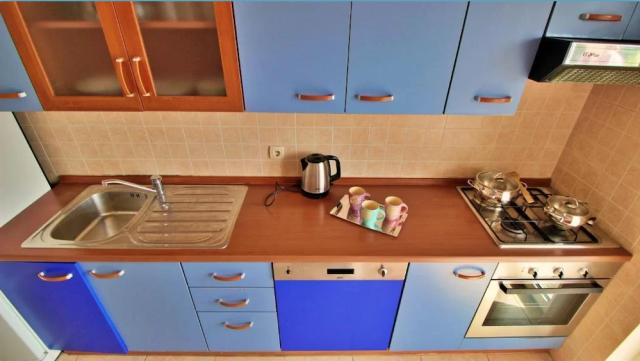 Chorvátsko - Omiš - Duće - apartmány Milavić - apartmán na 2.po
