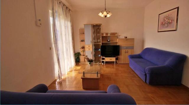 Chorvátsko - Omiš - Duće - apartmány Milavić - apartmán na 2.po