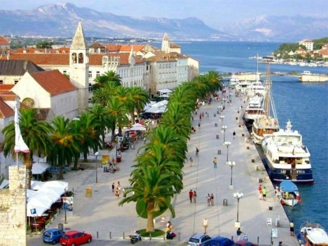 Trogir - prístav