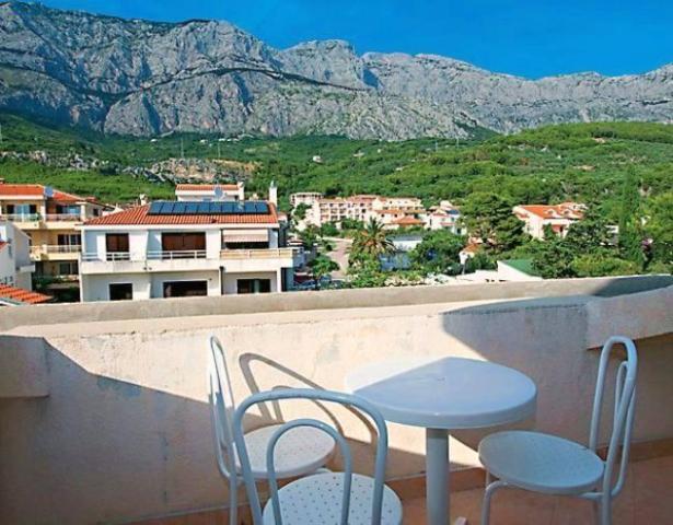 Tučepi - vila Ljubomira, výhľad na pohorie