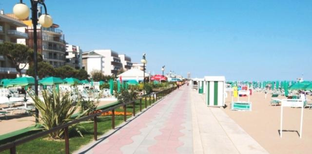 Lido di Jesolo - pláž