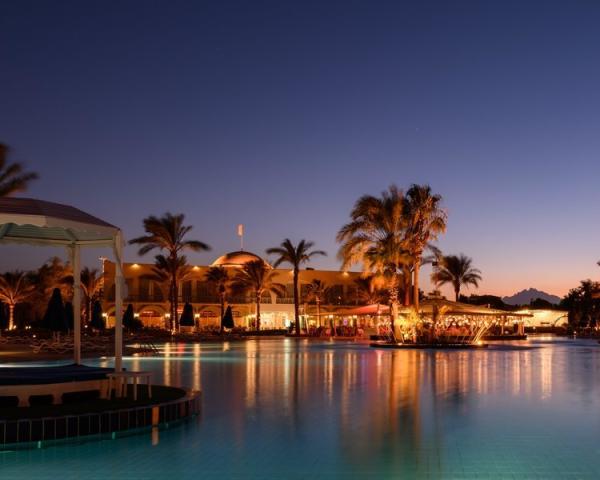 Desert Rose Resort