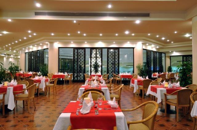 Grand Oasis resort
