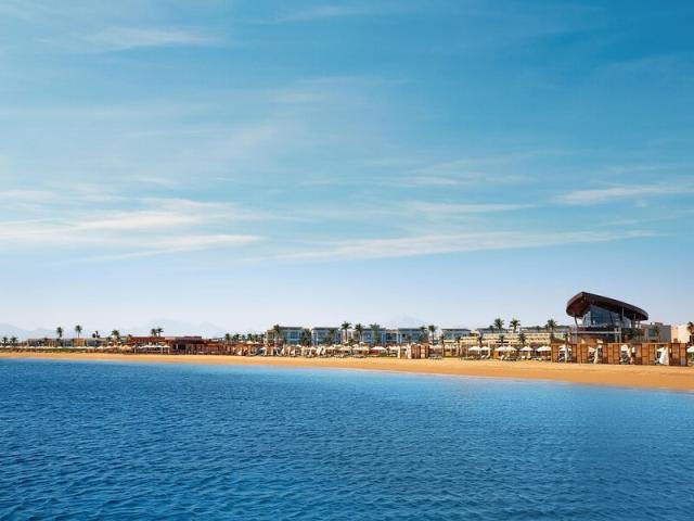 Rixos Premium Magawish Suites & Villas