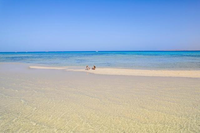 Rixos Premium Magawish Suites & Villas