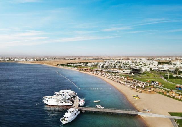 Rixos Premium Magawish Suites & Villas