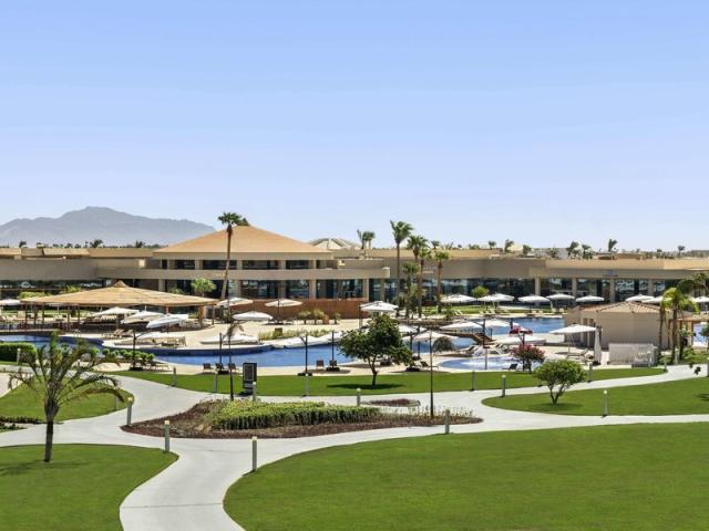 Albatros Luxury Suites