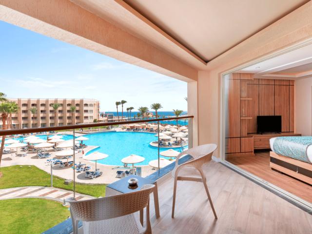 Beach Albatros Resort