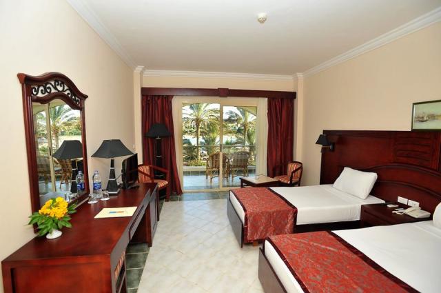 Brayka Bay Reef Resort