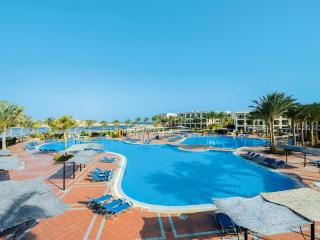Jaz Lamaya Resort