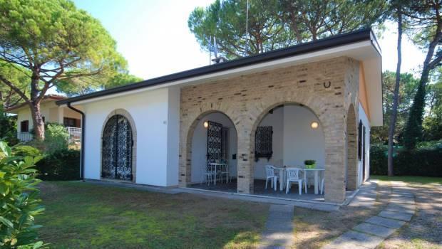 Villa Salvador
