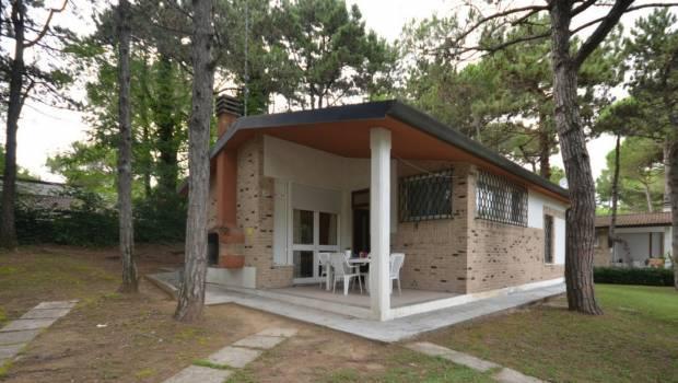 Villaggio Laura R