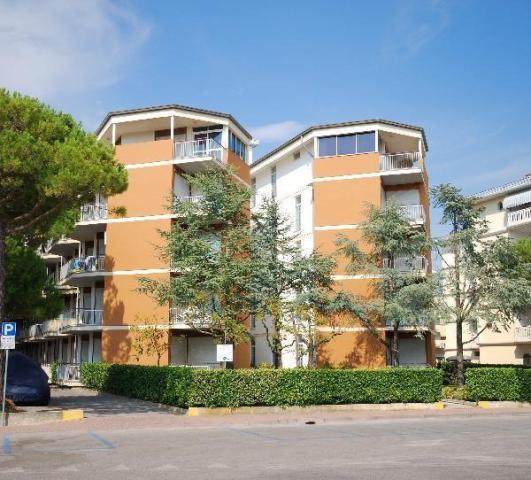Condominio Jolly