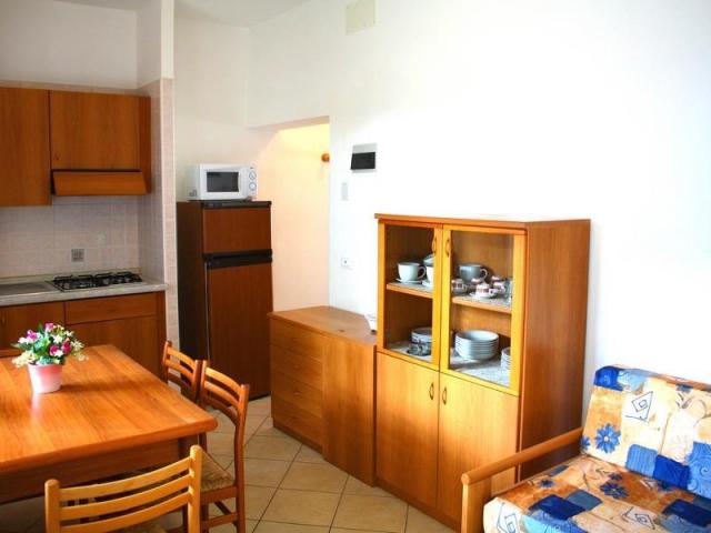 B3