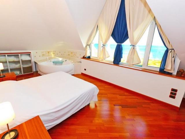 Blu Residence