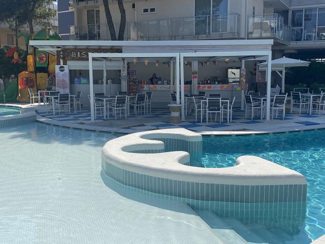 Marina Palace