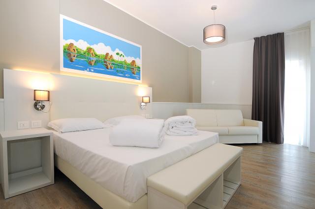 Marina Palace