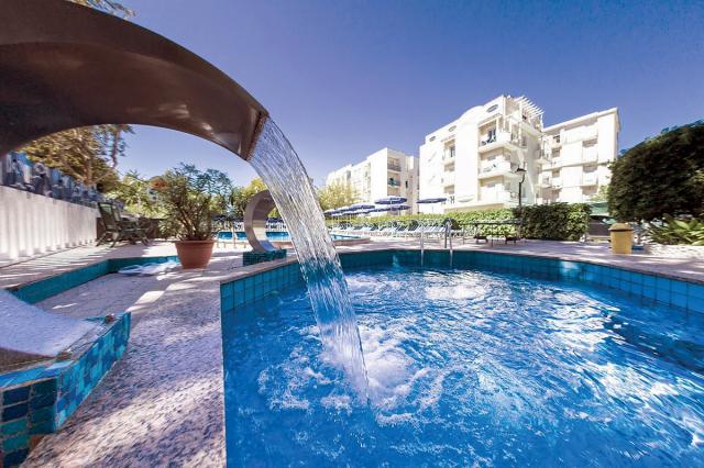 Hotel Senior