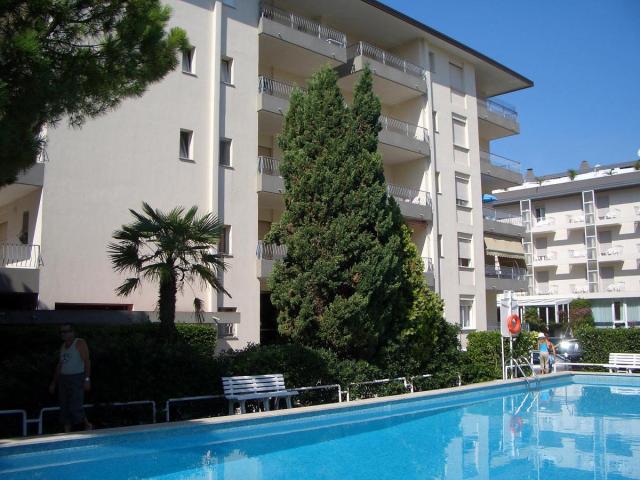 S. Nicholas residence