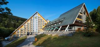 Pinia Hotel & Resort