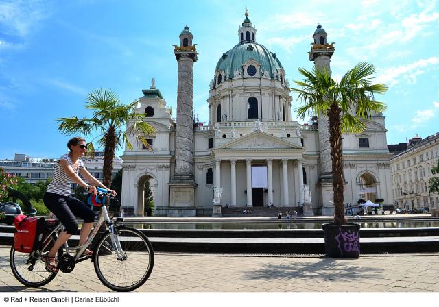 07_Wien Vienna - Karlskirche.jpg