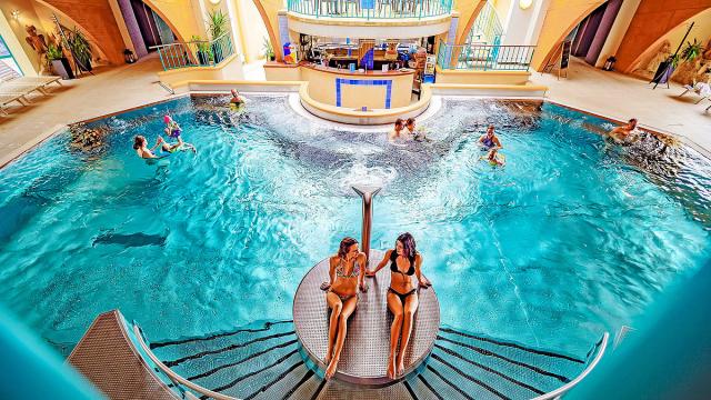 Aquacity Seasons