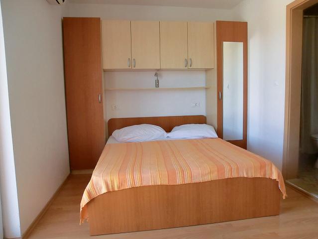 Vila Lovre