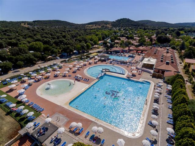Bazény