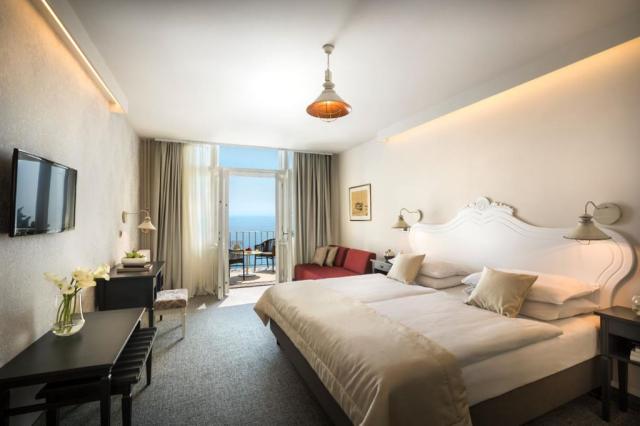 Lungomare hotel - pokoj Superior BM - Opatija -  - Chorvatsko