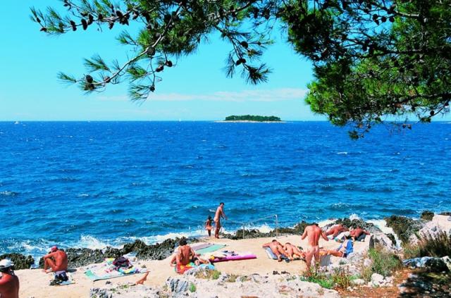 Koversada Park Camping Resort – apartmány (naturistická část) -