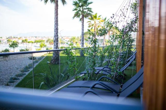 Liberty Plaza hotel - pokoj Deluxe BMS - Novalja (ostrov Pag) -