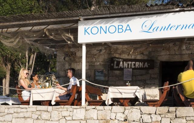 Port 9 Aminess Vival Residence - Bary a restaurace: Lanterna - 